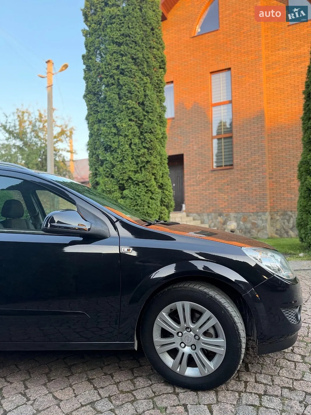 2010 Opel Astra - мініатюра 4