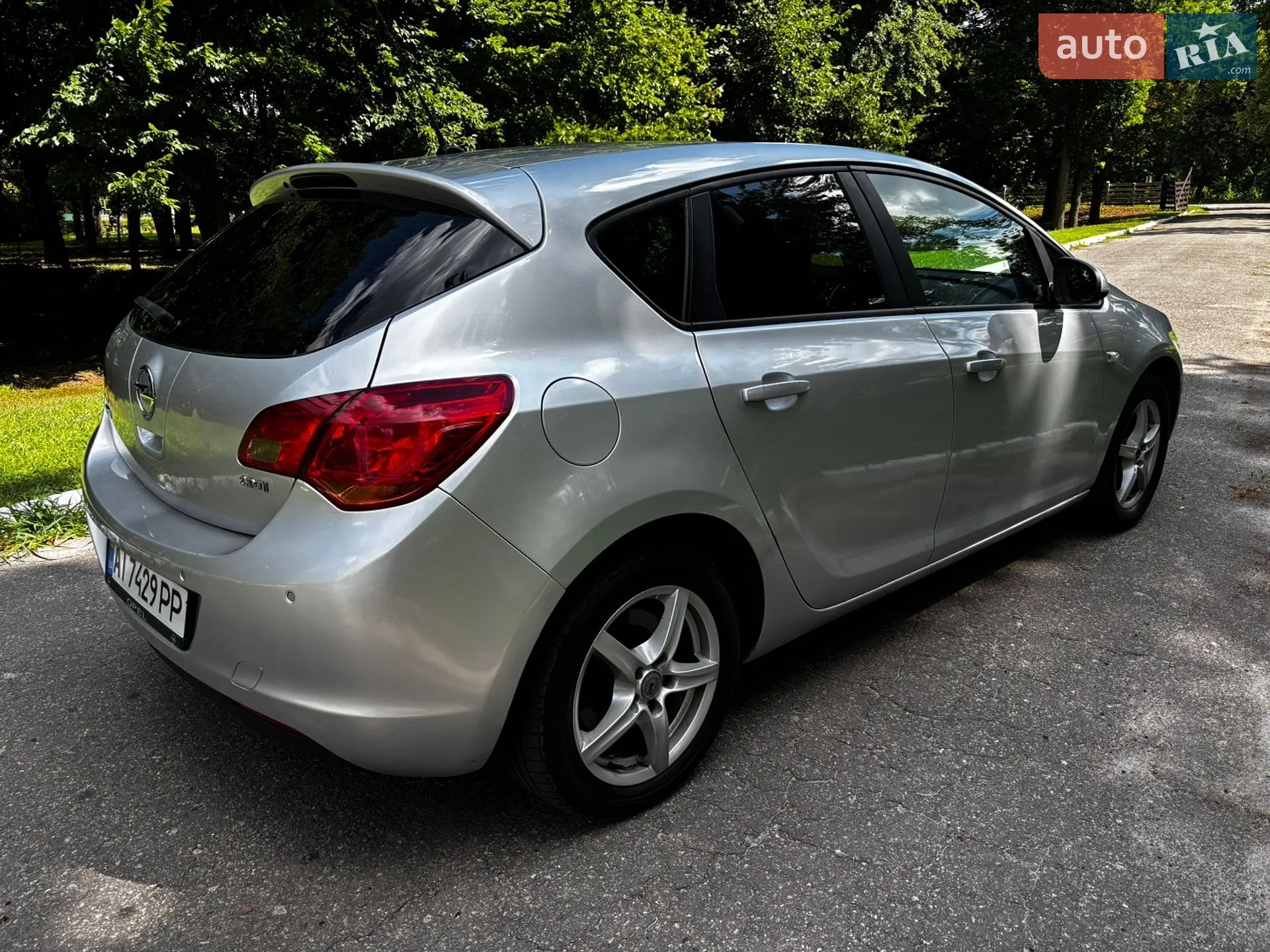 2010 Opel Astra - мініатюра 6