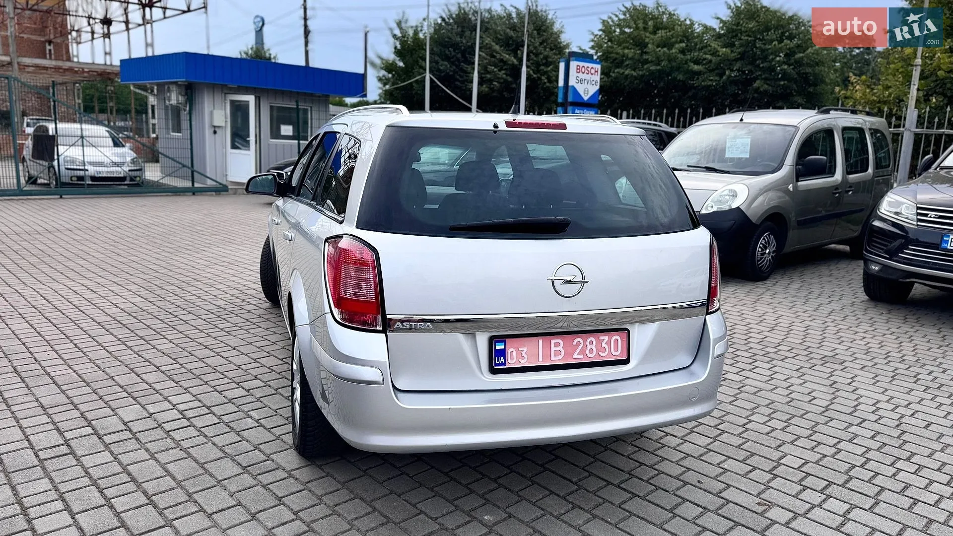 2010 Opel Astra - мініатюра 9