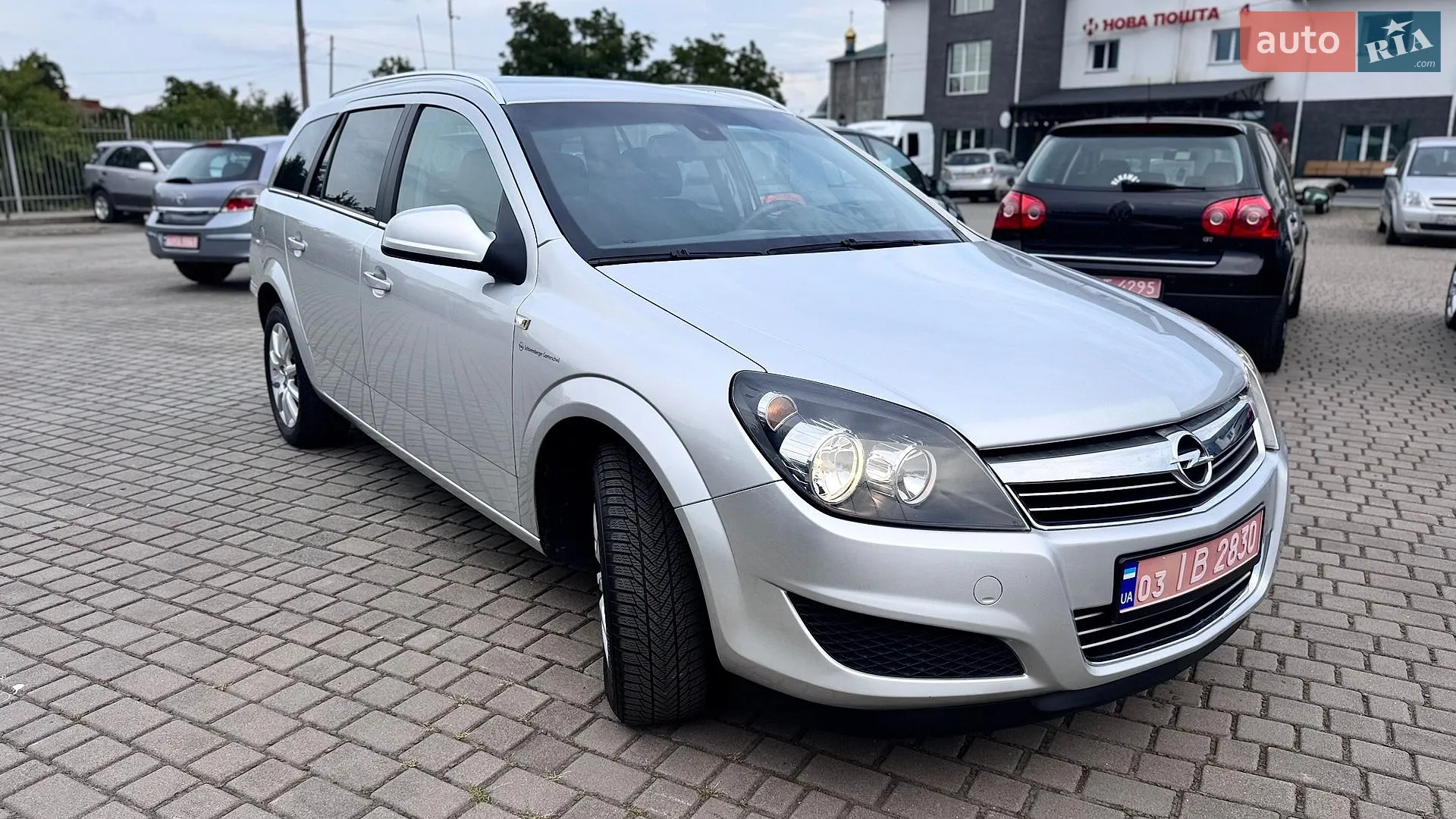 2010 Opel Astra - мініатюра 2