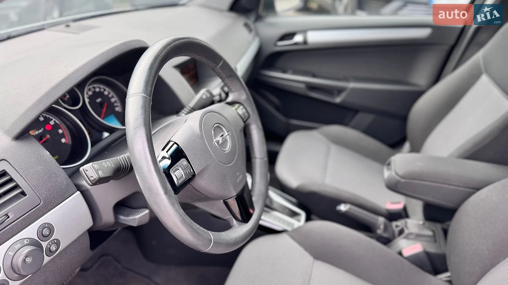 2010 Opel Astra - мініатюра 13