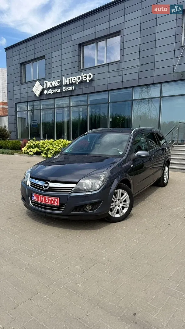 2010 Opel Astra - мініатюра 2