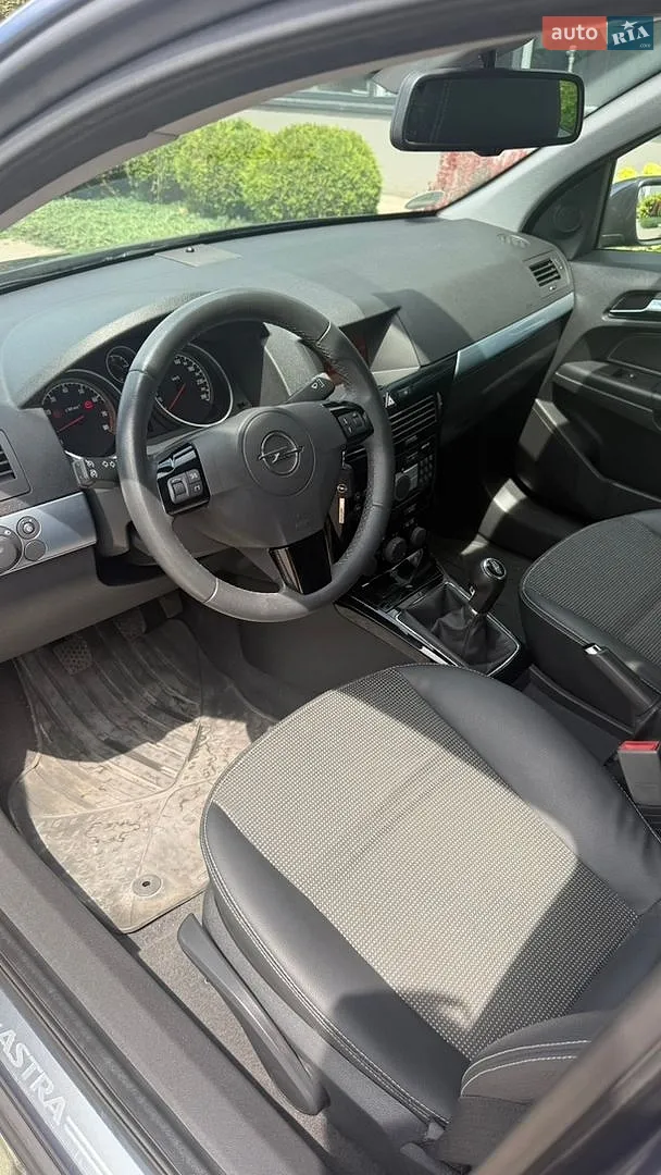 2010 Opel Astra - мініатюра 19