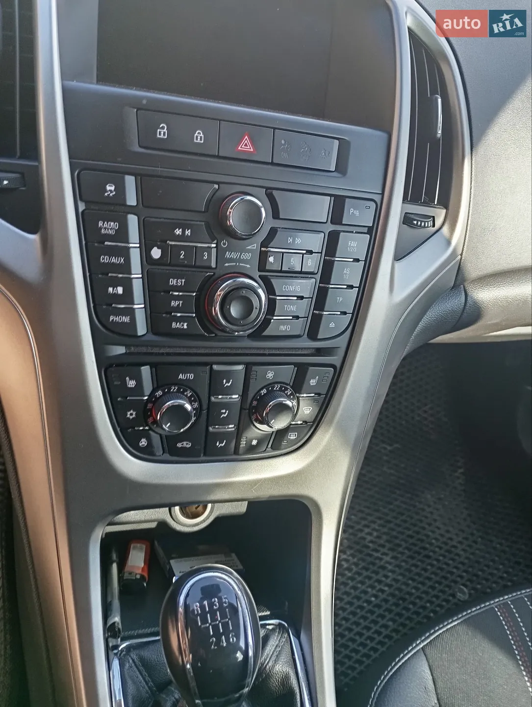 2012 Opel Astra - мініатюра 26