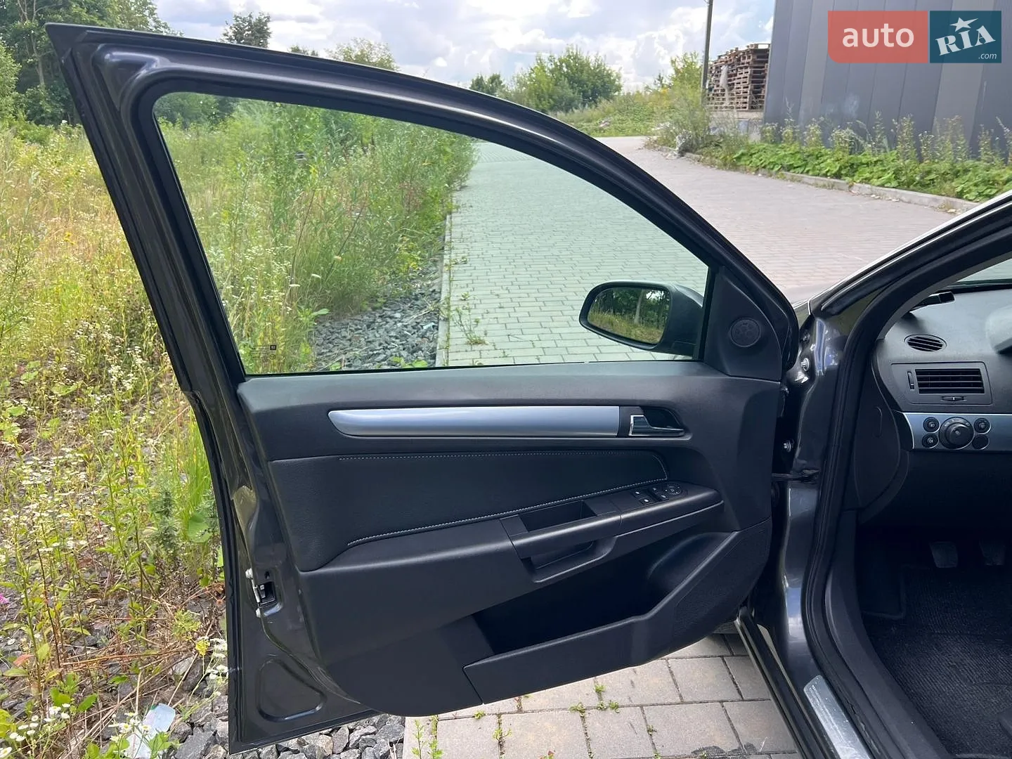 2010 Opel Astra - мініатюра 29