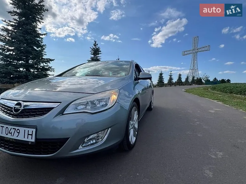 Opel Astra 2010