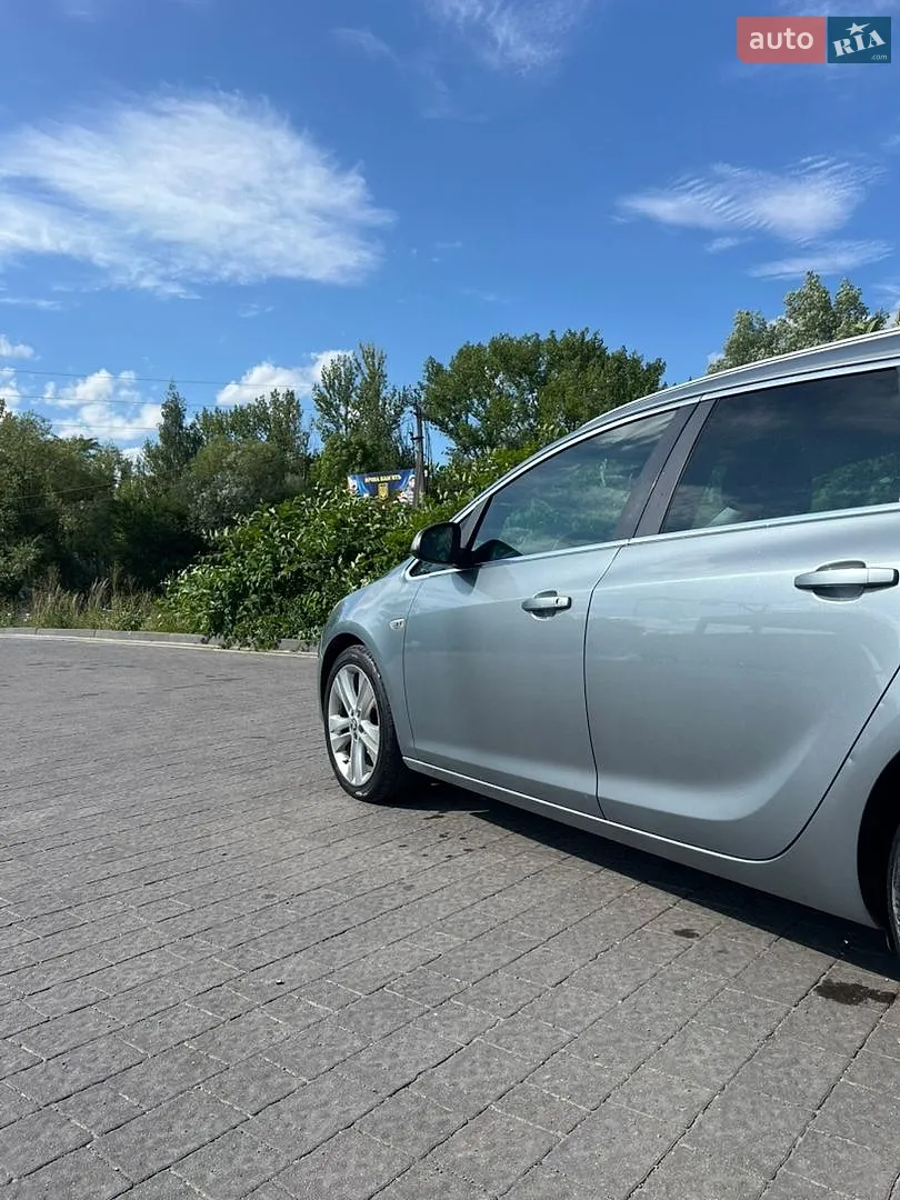2010 Opel Astra - мініатюра 4