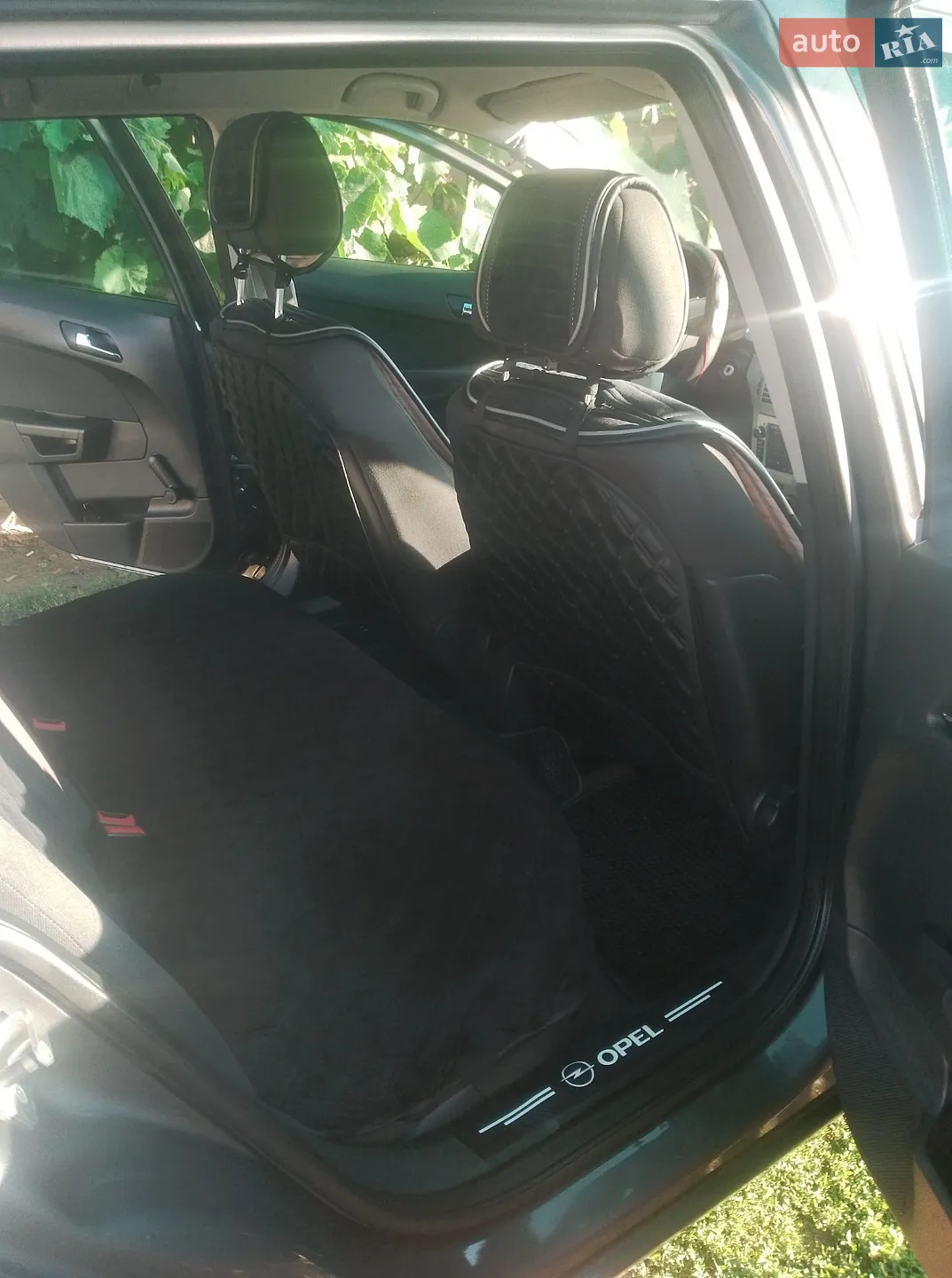 2010 Opel Astra - мініатюра 11