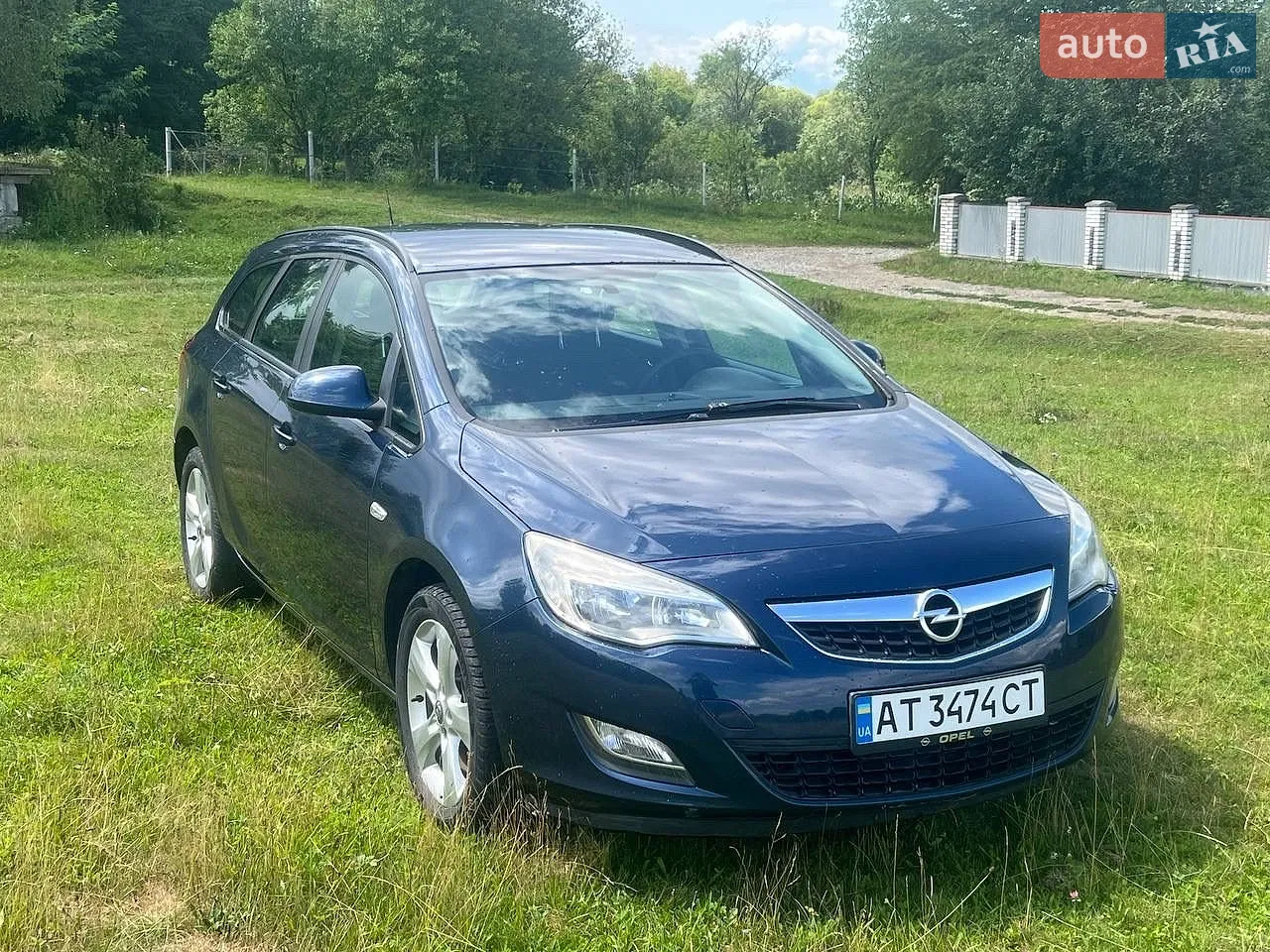 2011 Opel Astra - мініатюра 2
