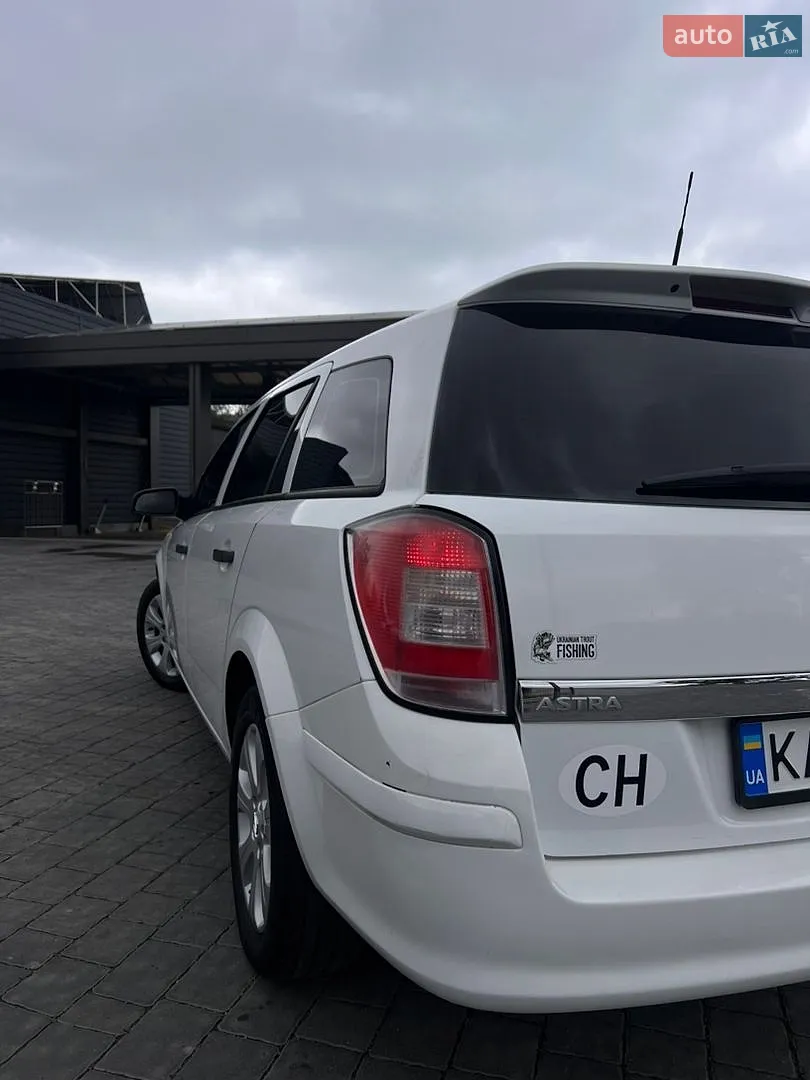 2010 Opel Astra - мініатюра 7