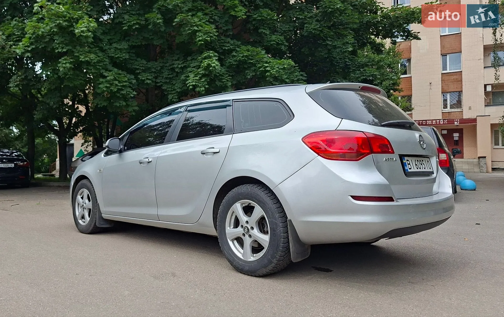2010 Opel Astra - мініатюра 7