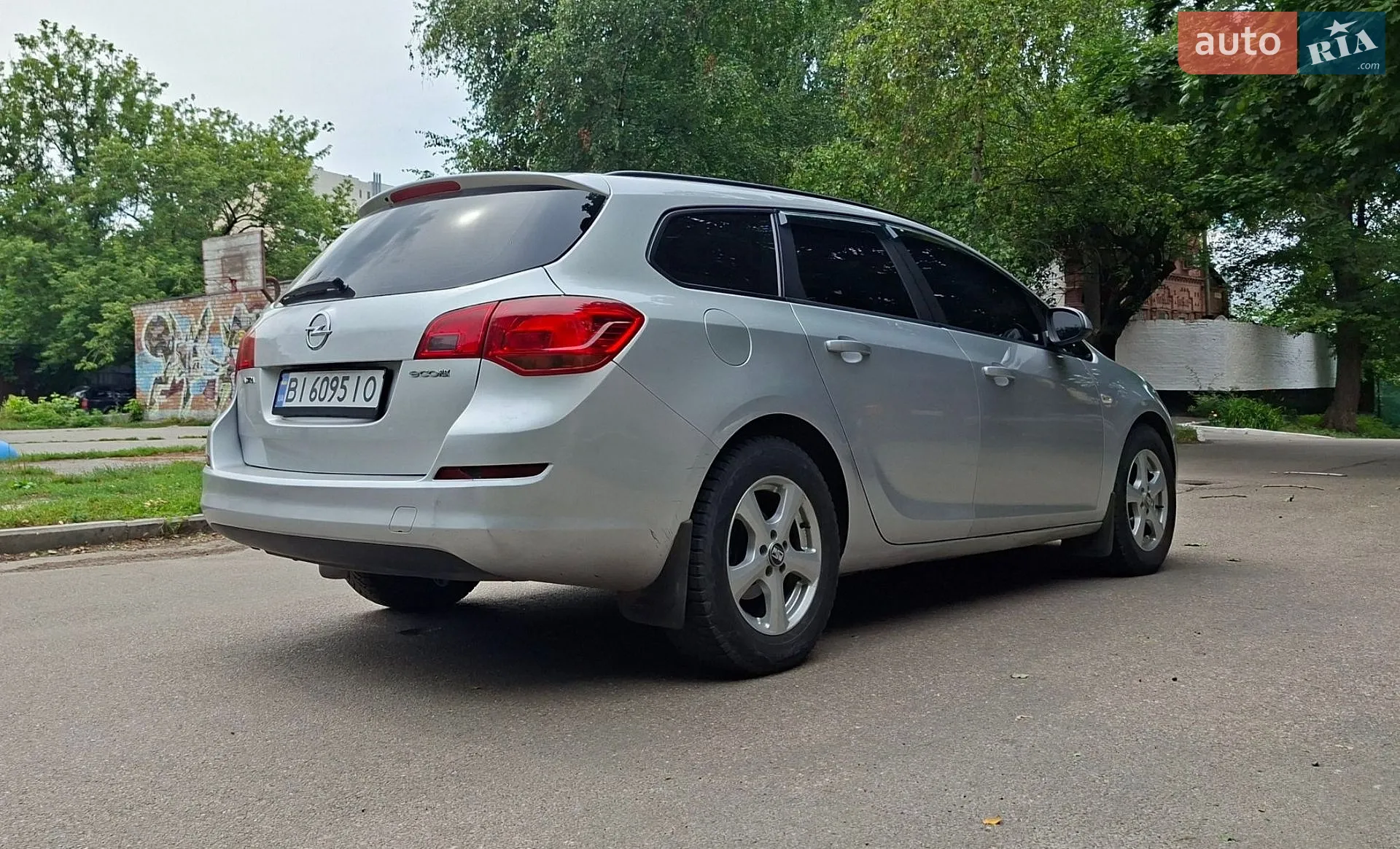 2010 Opel Astra - мініатюра 6