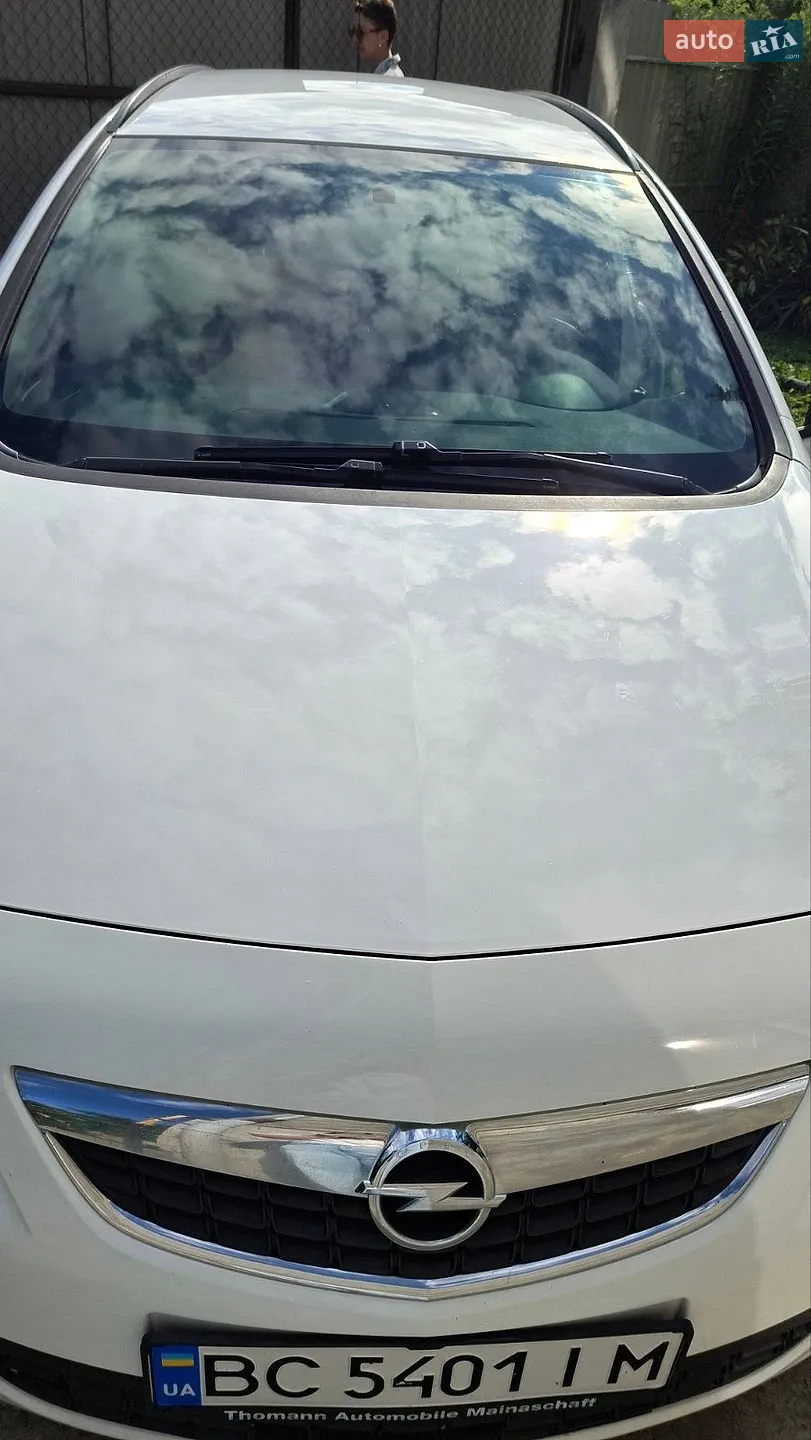 2012 Opel Astra - мініатюра 2