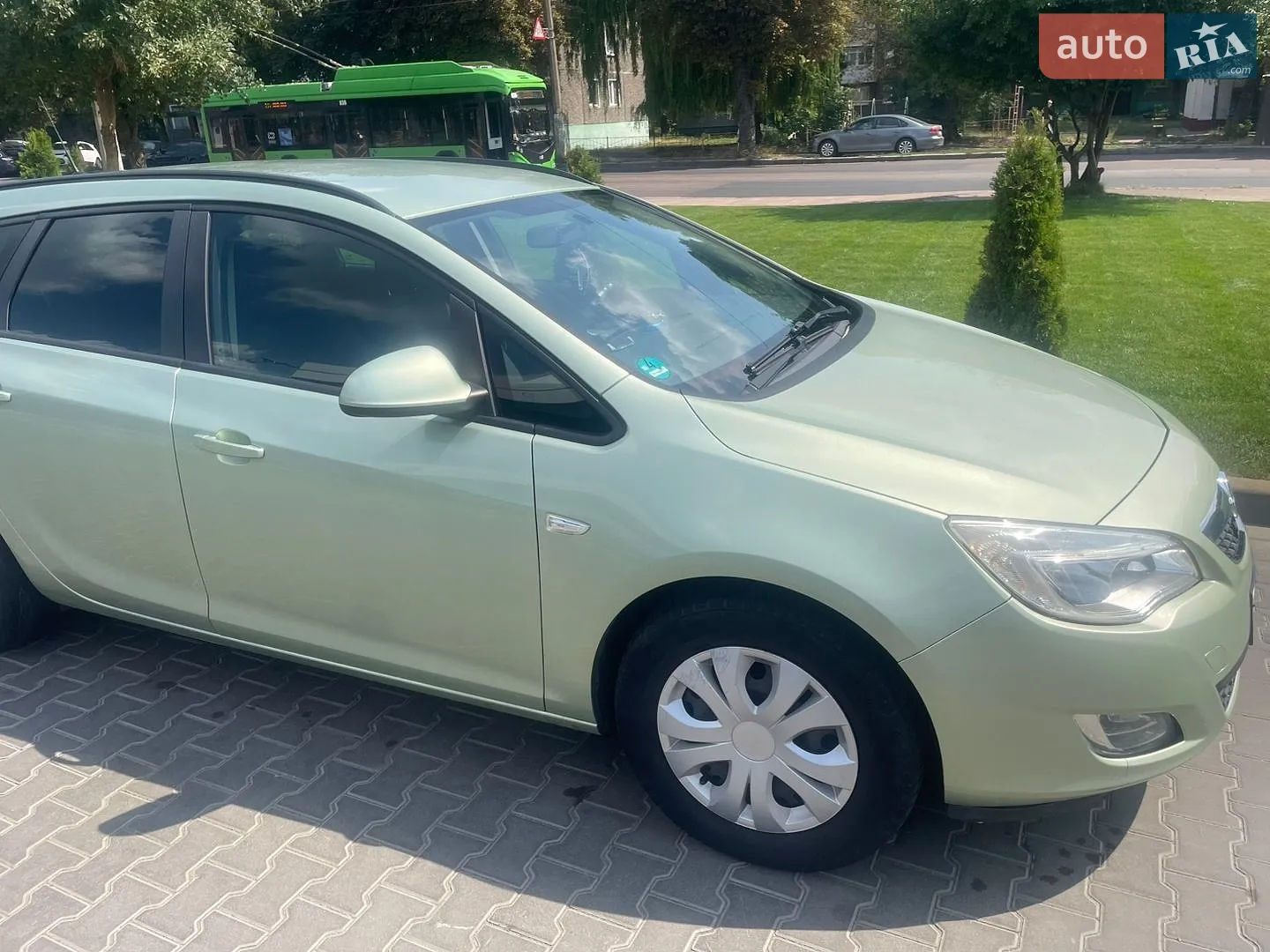 2011 Opel Astra - мініатюра 8