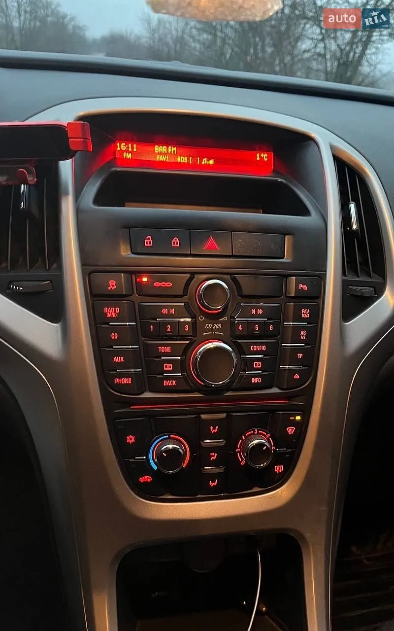2012 Opel Astra - мініатюра 8