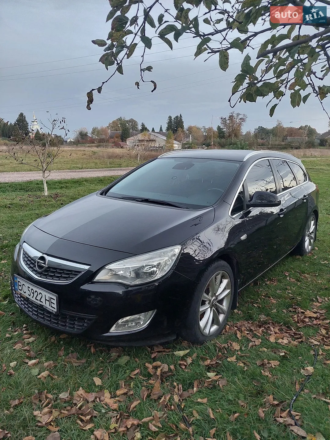 2011 Opel Astra - фото 1