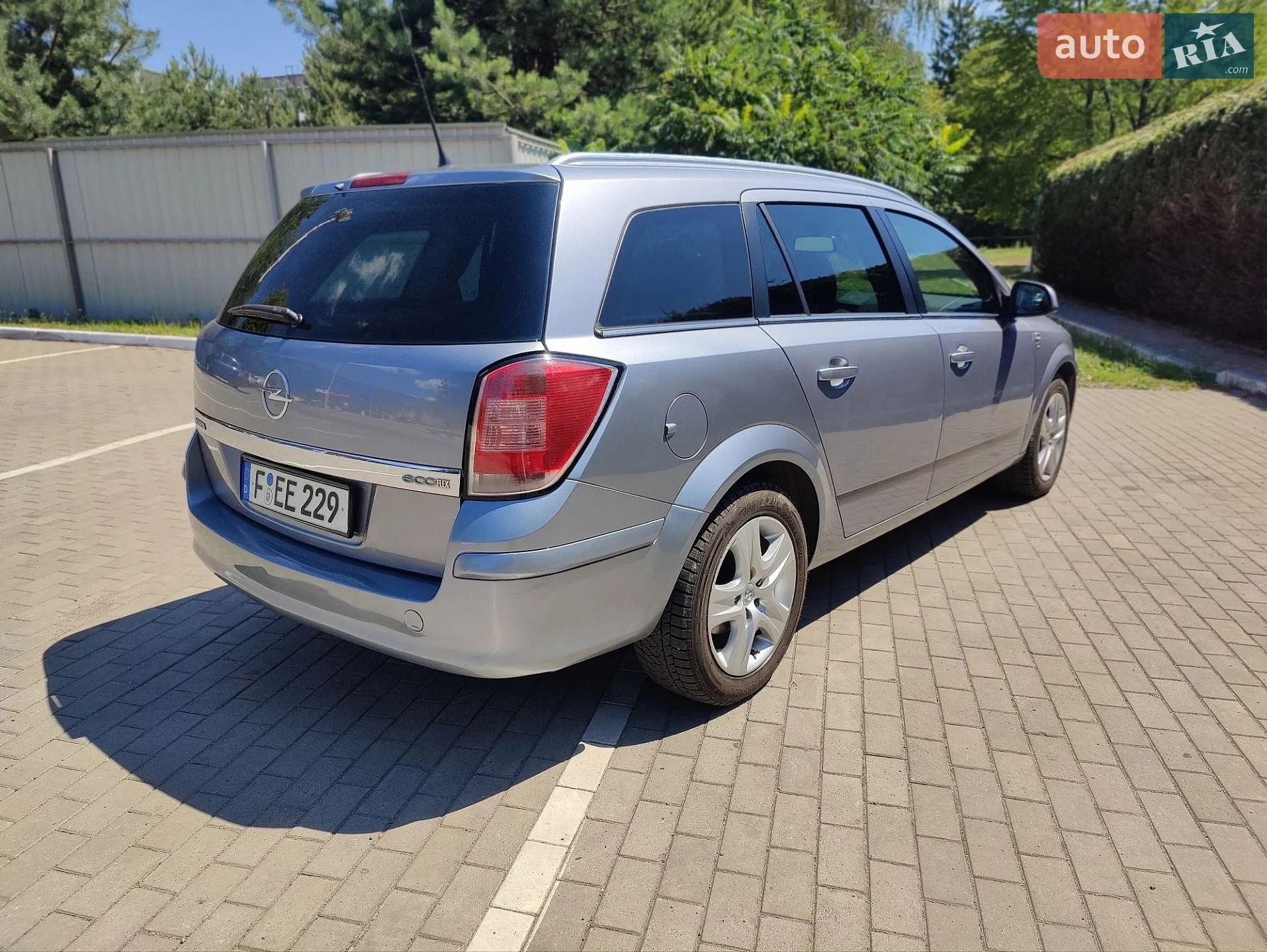 2010 Opel Astra - мініатюра 16