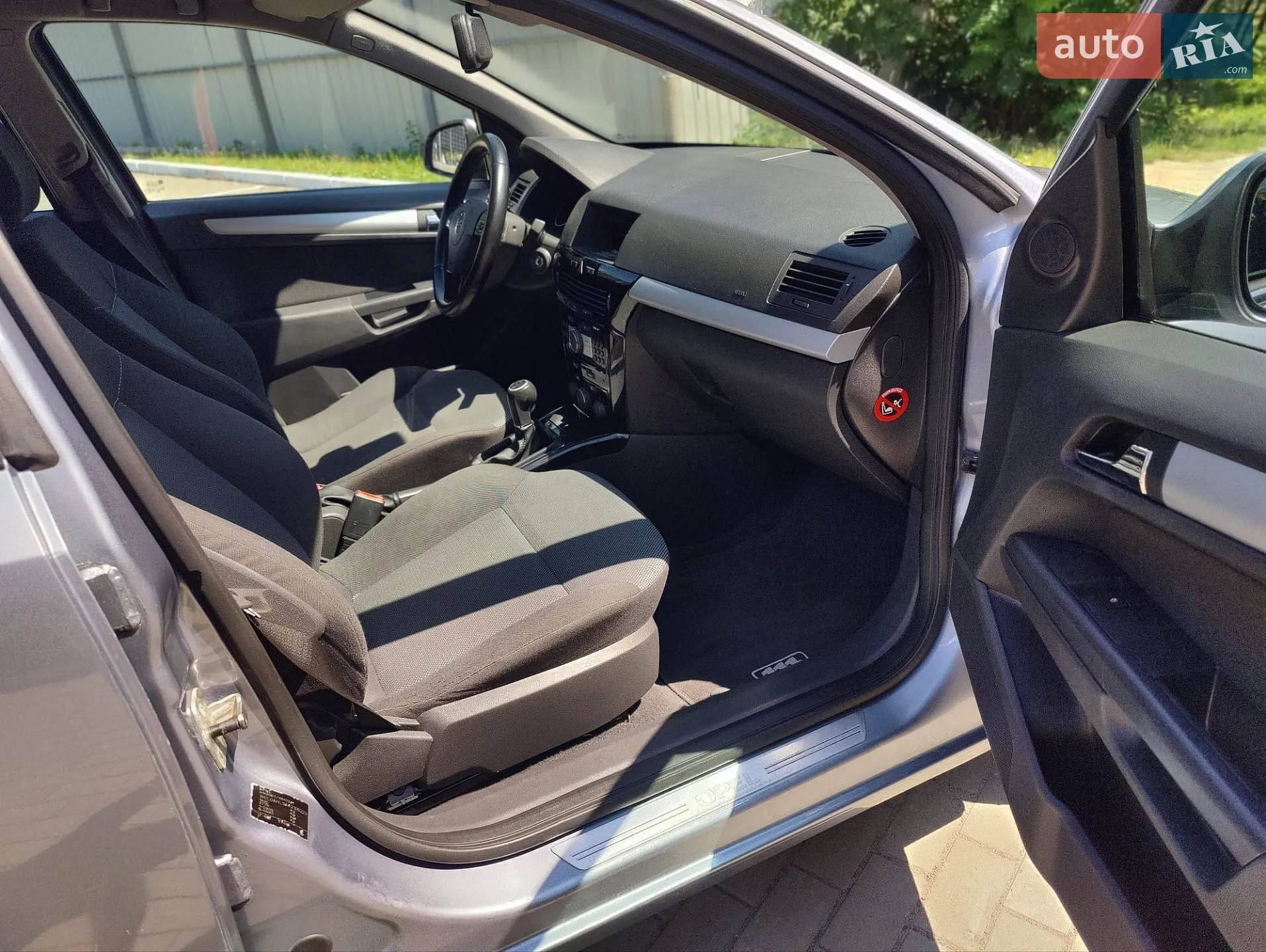 2010 Opel Astra - мініатюра 21