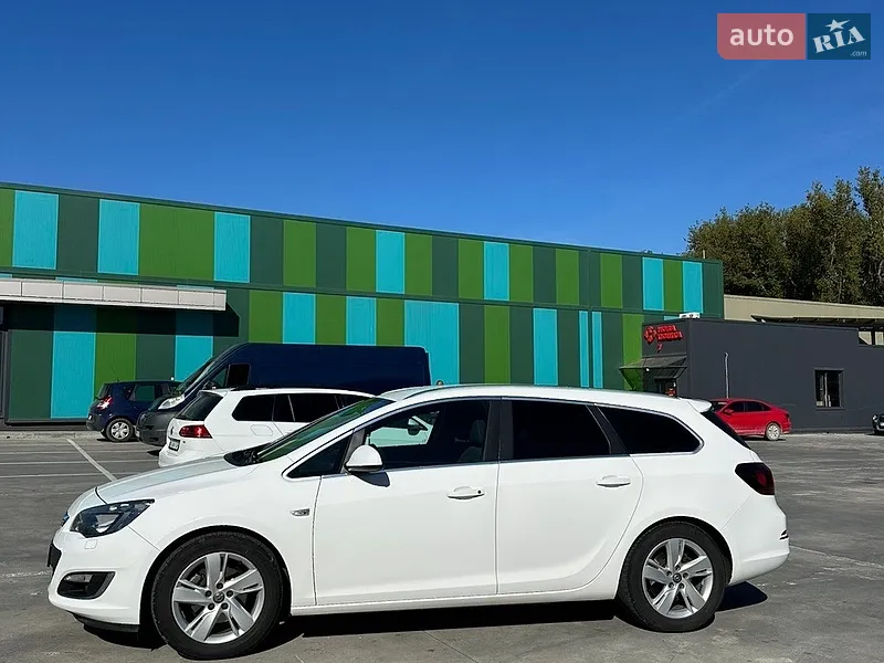 Opel Astra 2013