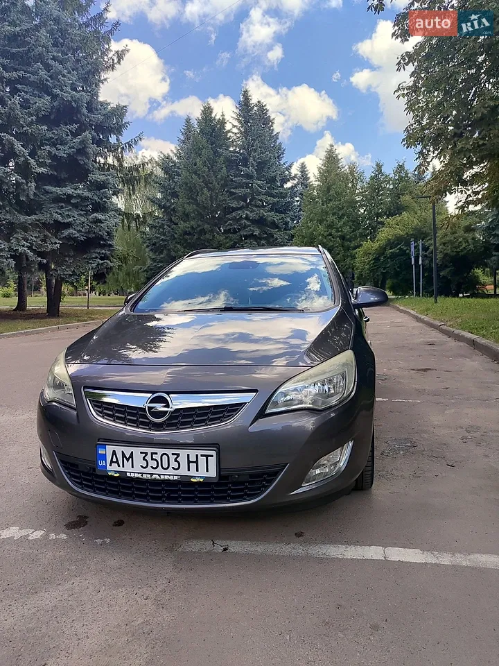 2011 Opel Astra - мініатюра 11