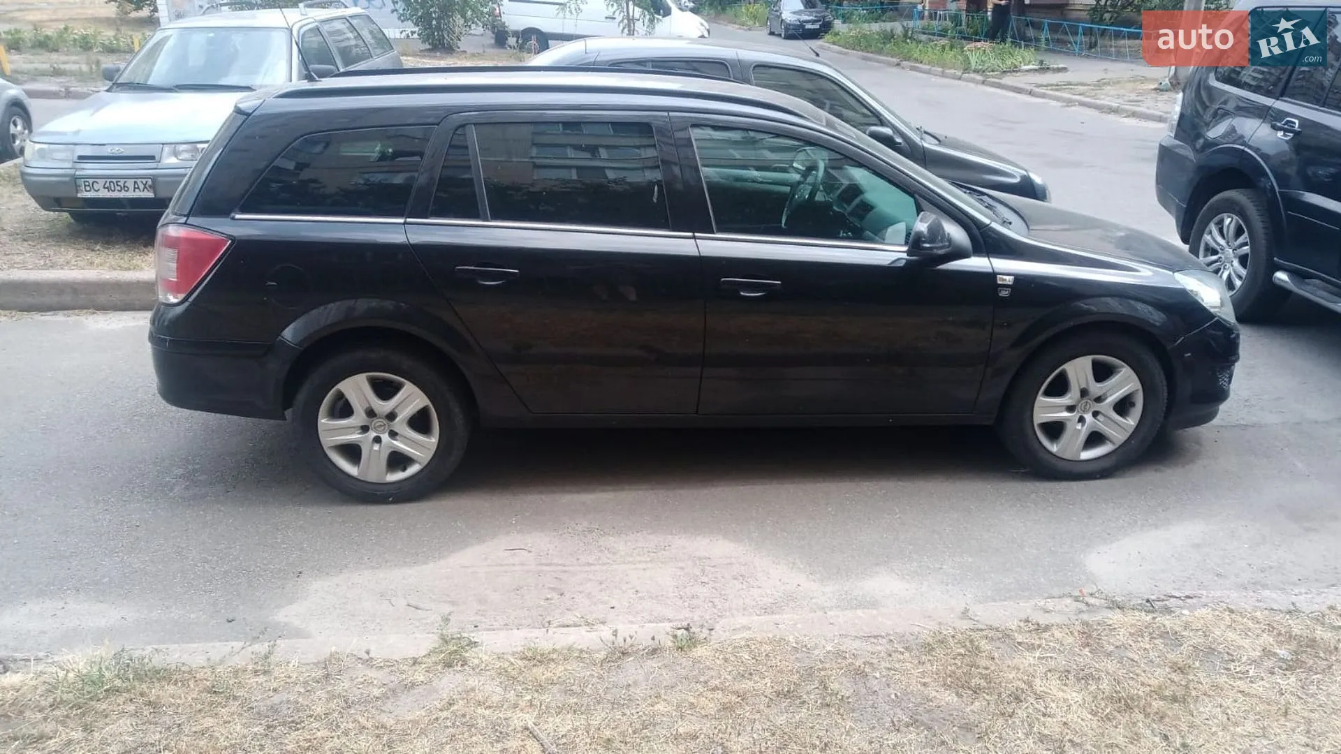 2010 Opel Astra - фото 1