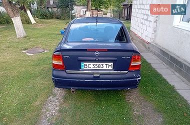 Седан Opel Astra 2003 в Стрые