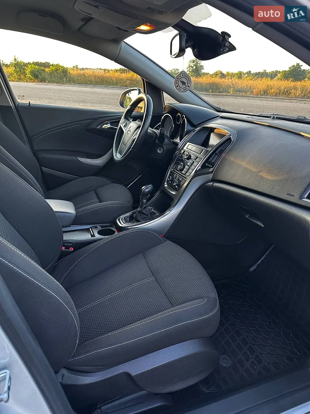 2011 Opel Astra - мініатюра 25