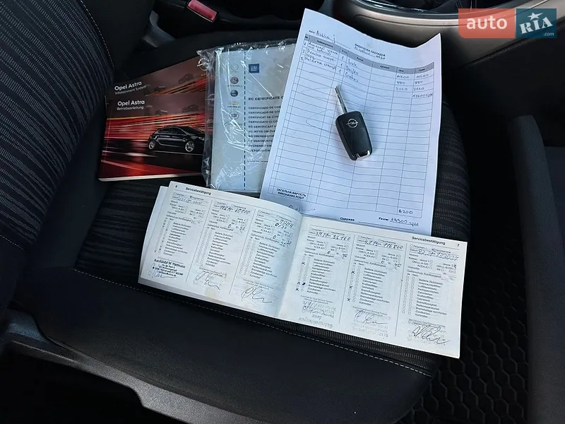 Универсал Opel Astra 2011 в Виннице документ