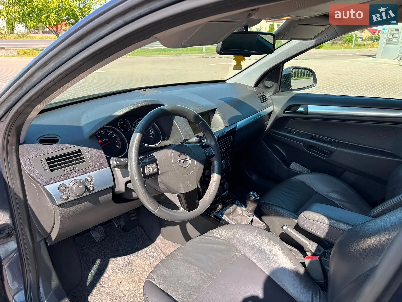 2010 Opel Astra - мініатюра 10