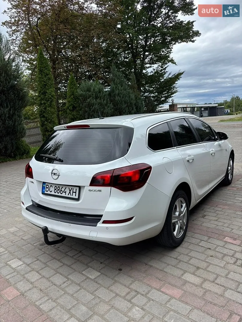 2011 Opel Astra - мініатюра 9