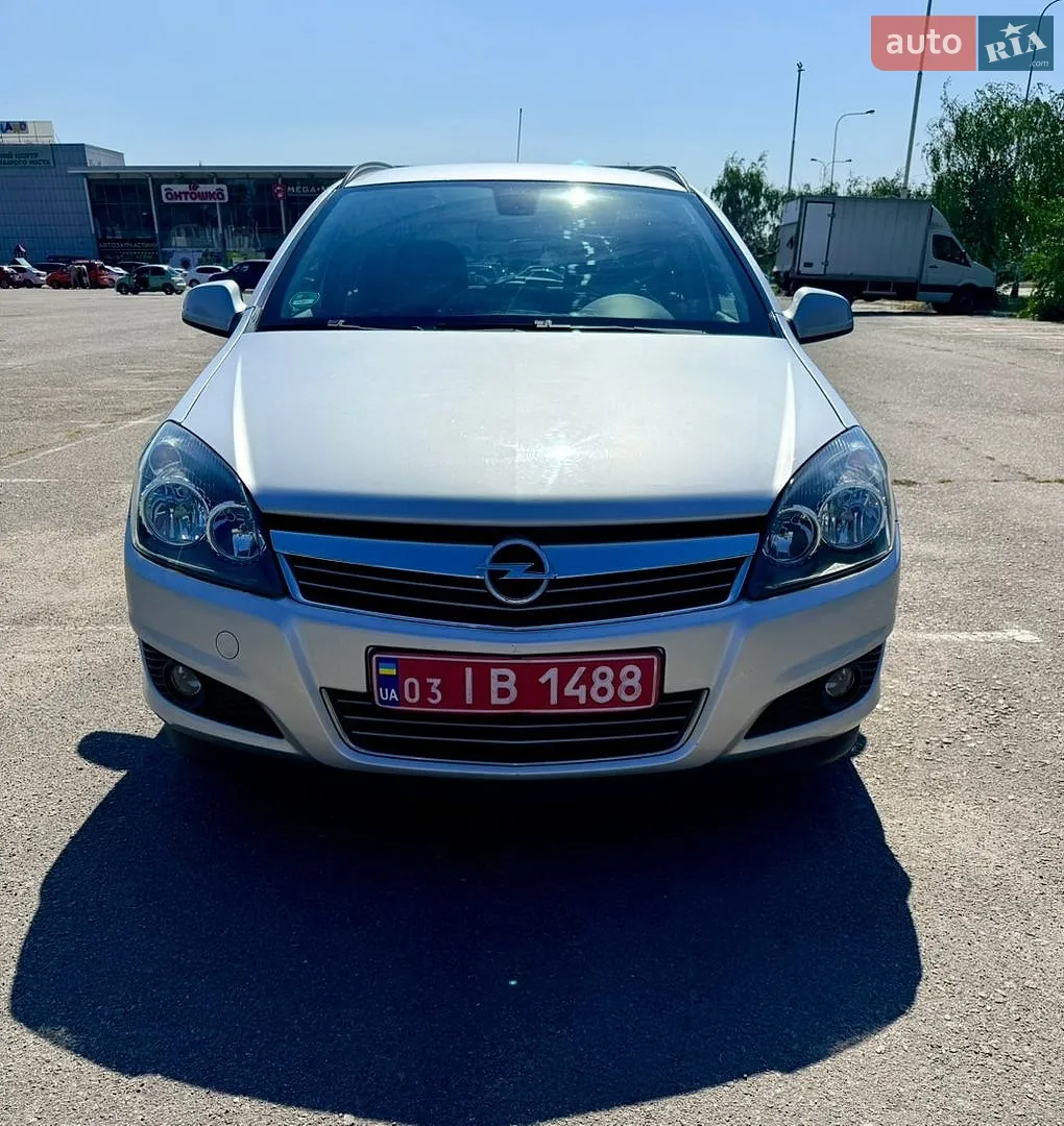 2010 Opel Astra - мініатюра 2