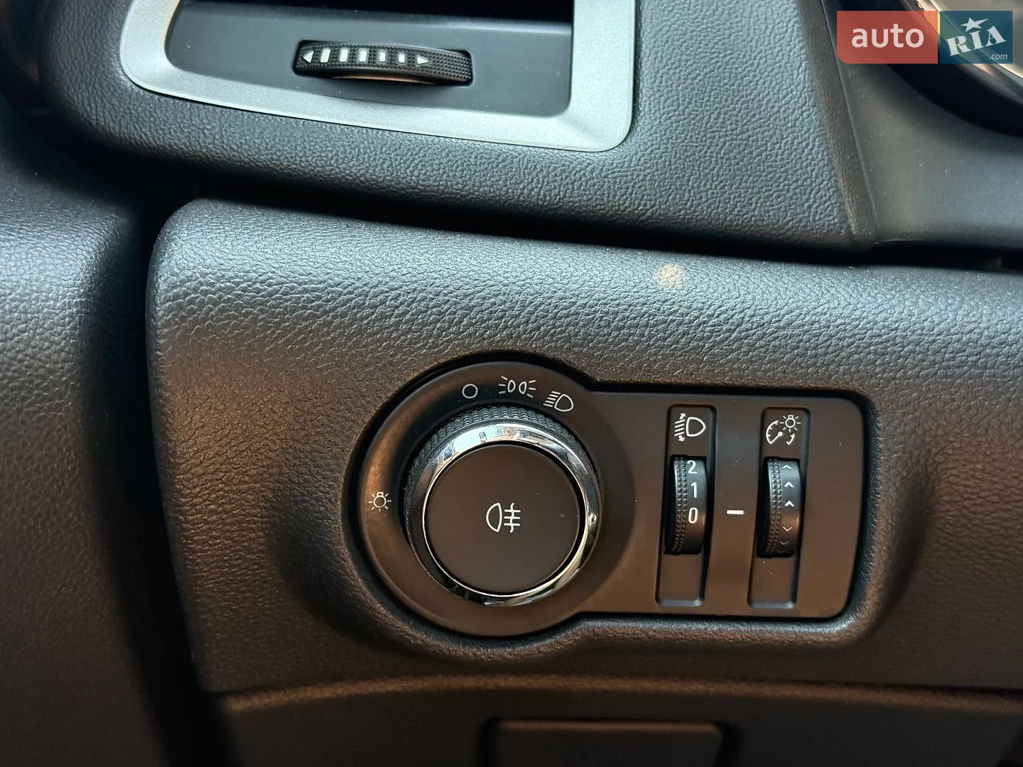 2012 Opel Astra - мініатюра 21
