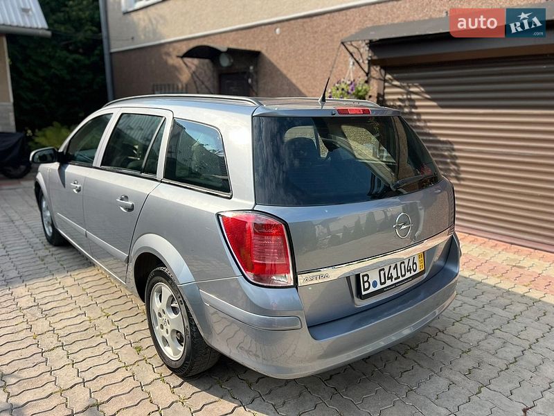 Универсал Opel Astra 2006 в Тернополе