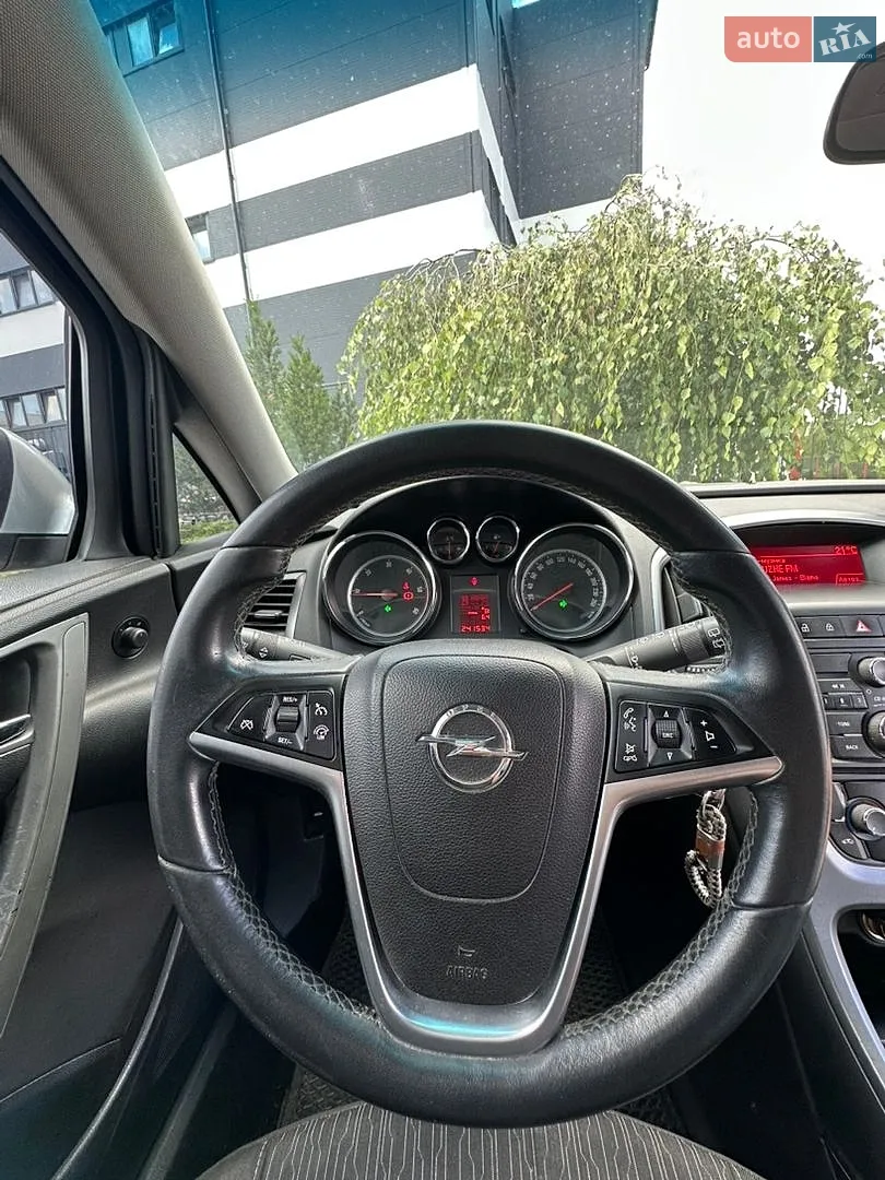 2013 Opel Astra - мініатюра 9