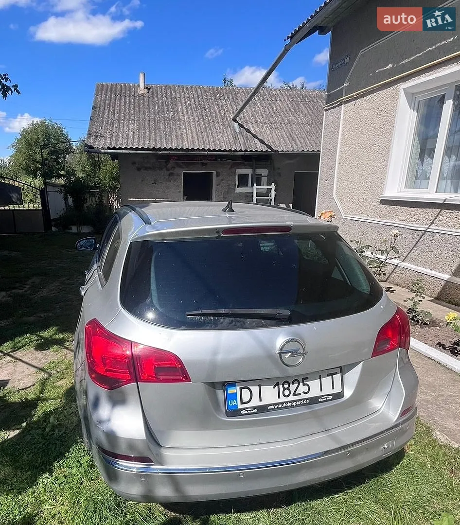 2012 Opel Astra - мініатюра 2
