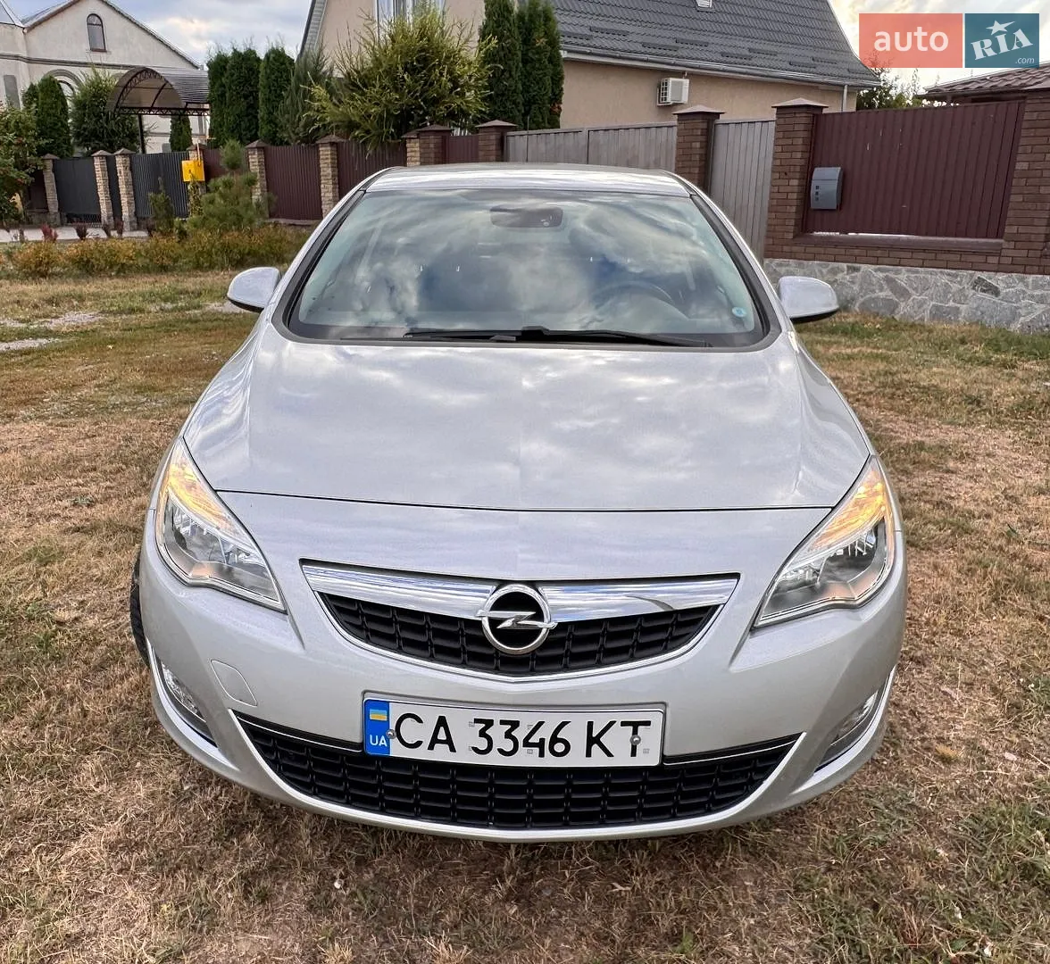 2010 Opel Astra - мініатюра 8