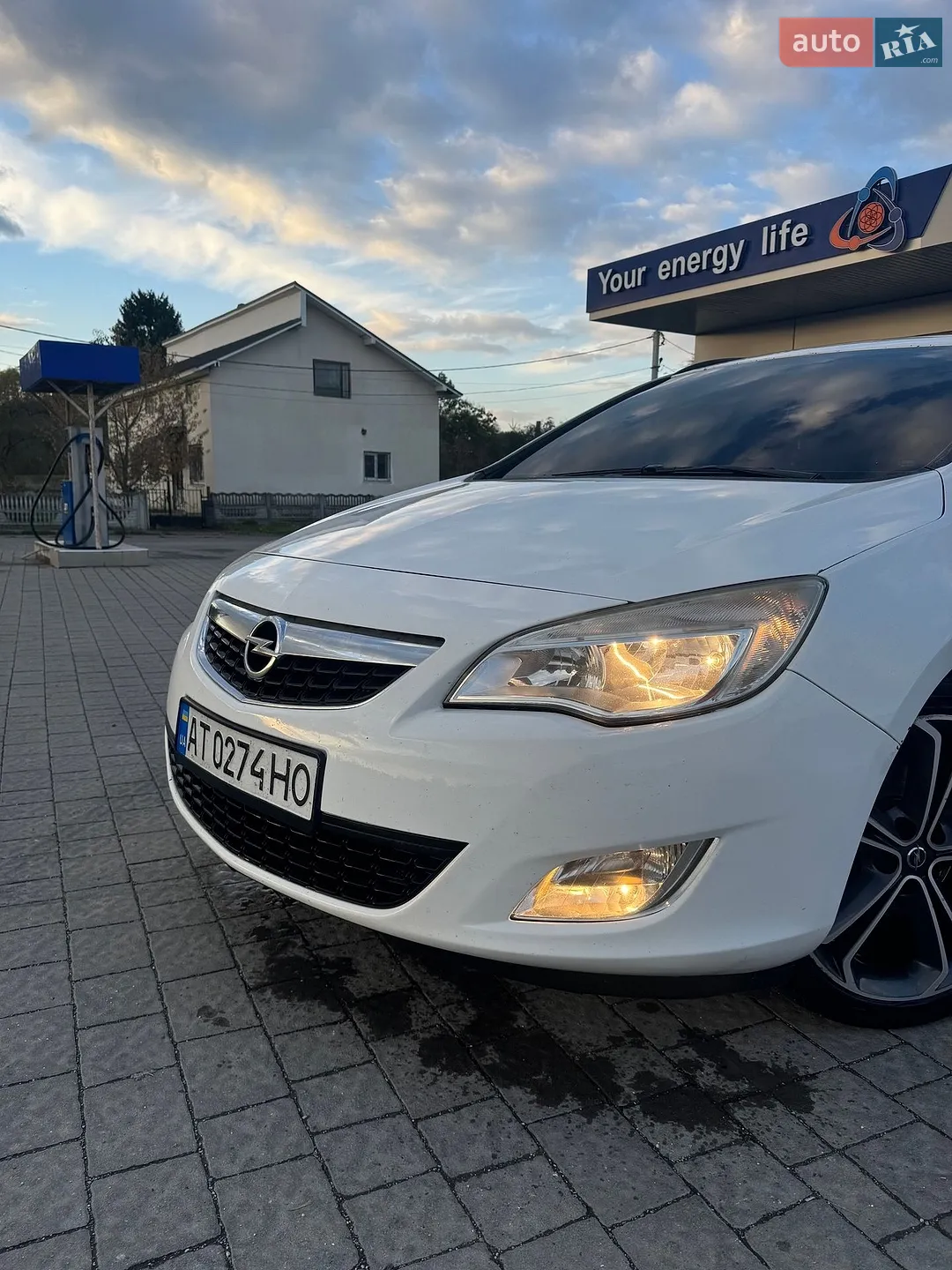 2012 Opel Astra - фото 1