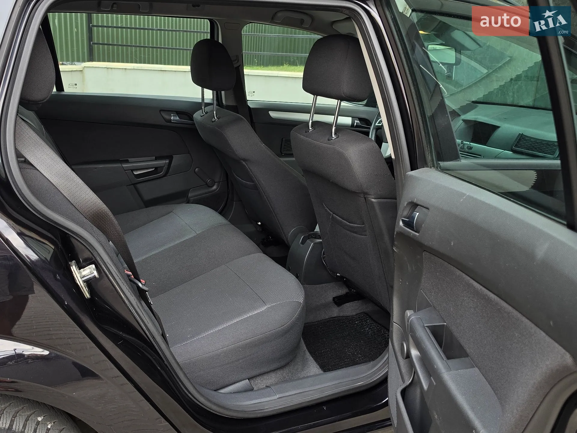 2010 Opel Astra - мініатюра 34