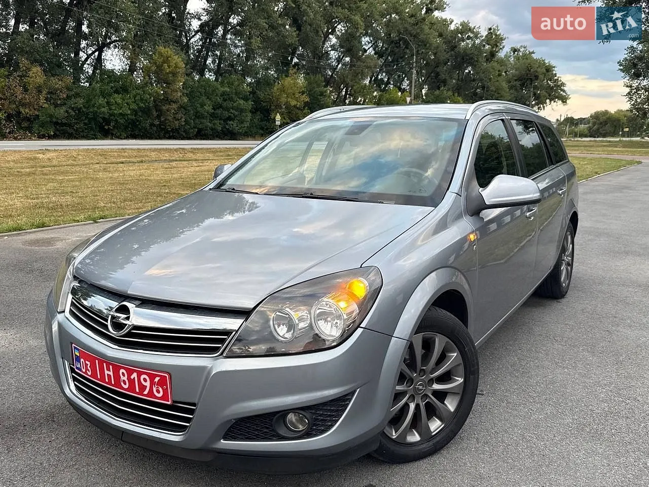 2010 Opel Astra - мініатюра 10