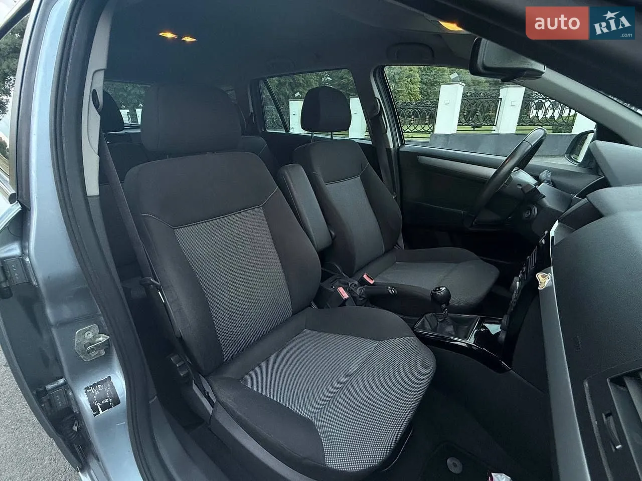 2010 Opel Astra - мініатюра 34