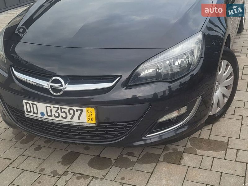 Opel Astra 2013