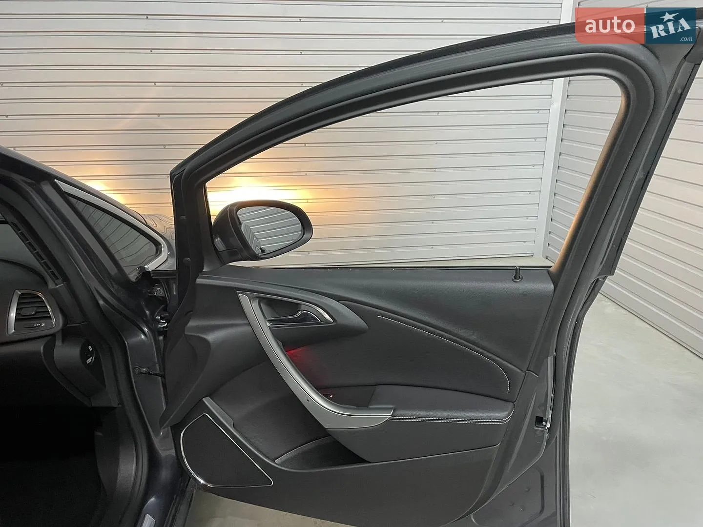 2011 Opel Astra - мініатюра 30