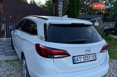 Універсал Opel Astra 2017 в Яремчі