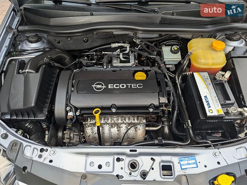 Универсал Opel Astra 2009 в Дубно
