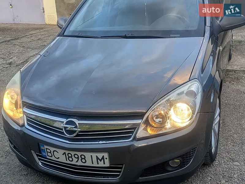 Opel Astra 2009