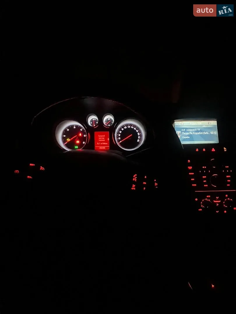 2010 Opel Astra - мініатюра 11