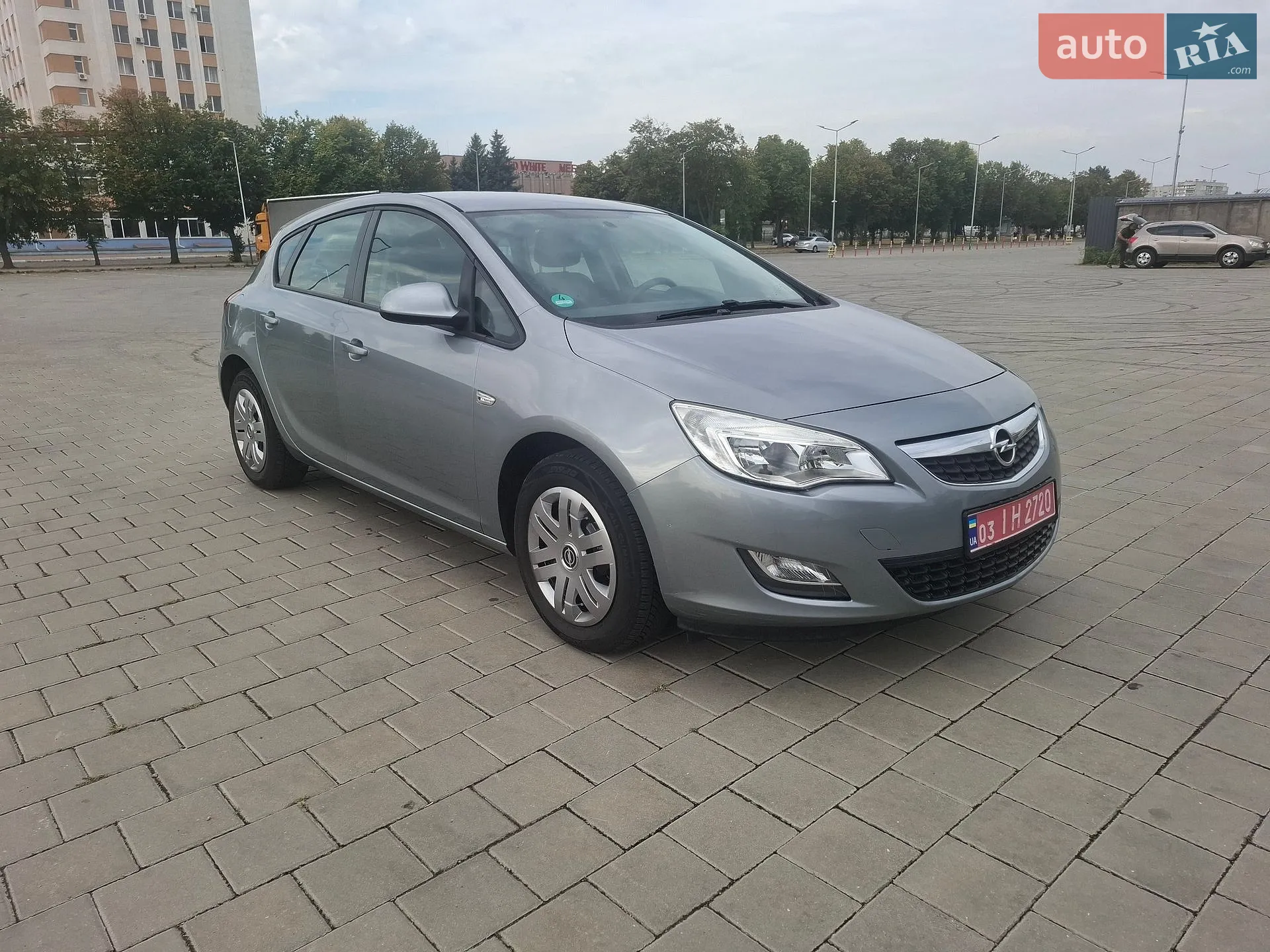 2010 Opel Astra - мініатюра 2