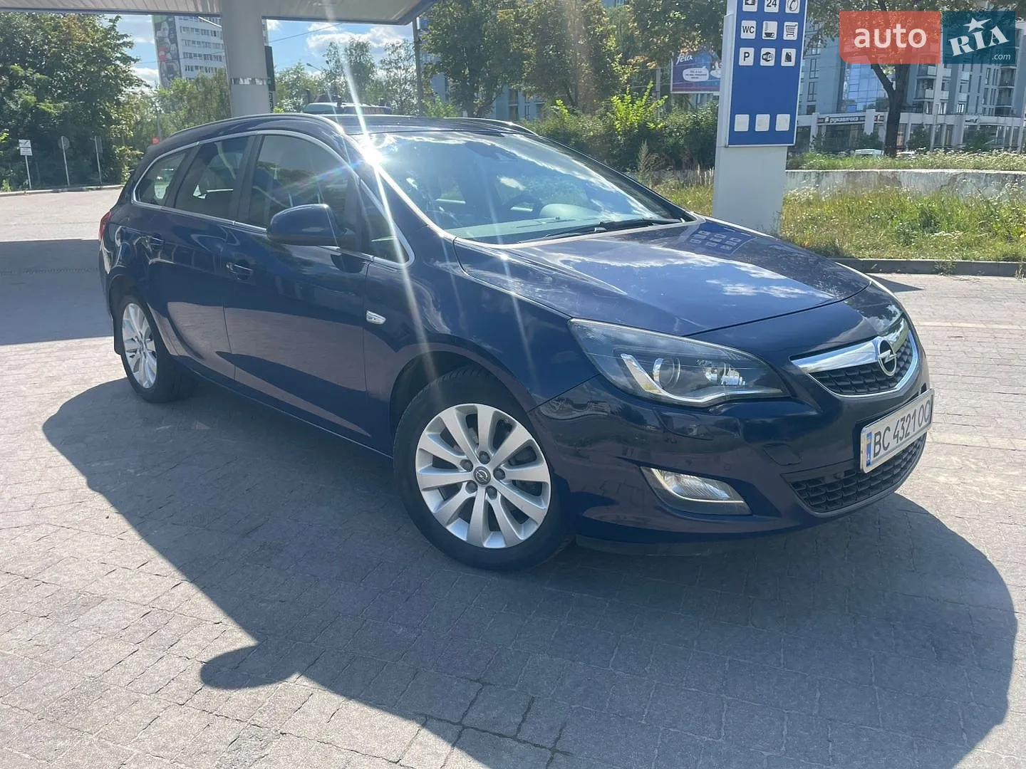 2011 Opel Astra - мініатюра 3