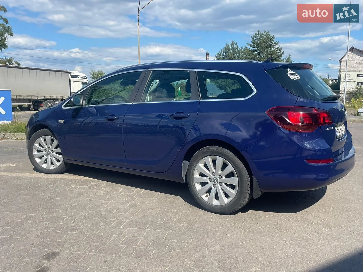 2011 Opel Astra - мініатюра 9