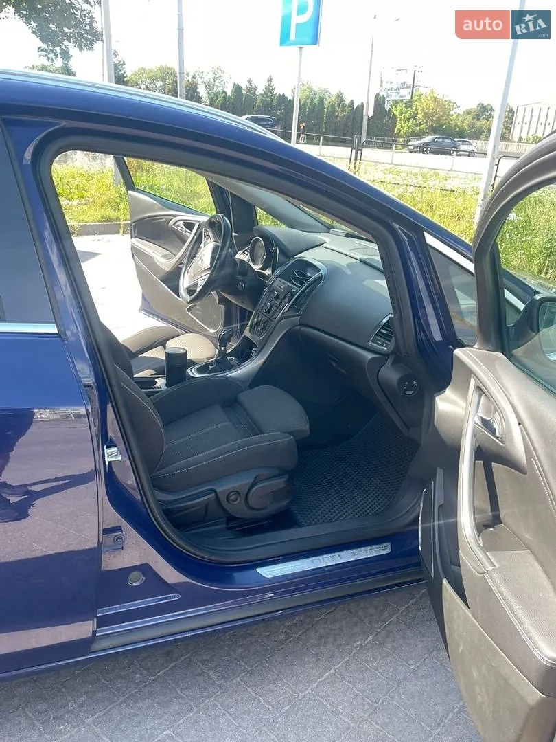 2011 Opel Astra - мініатюра 19
